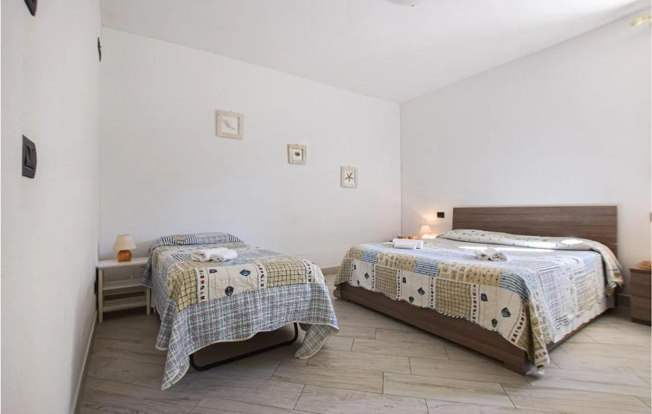 Nice Apartment In Moneglia With Wifi 0*,